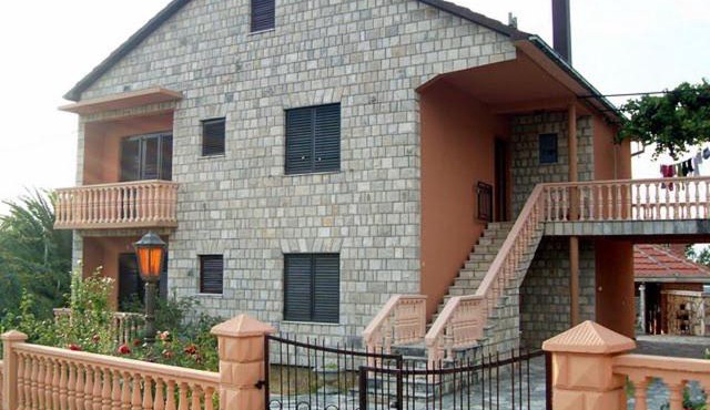 Apartmani "Dukic"