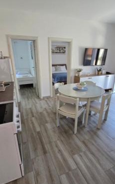Apartmani Furesti 2