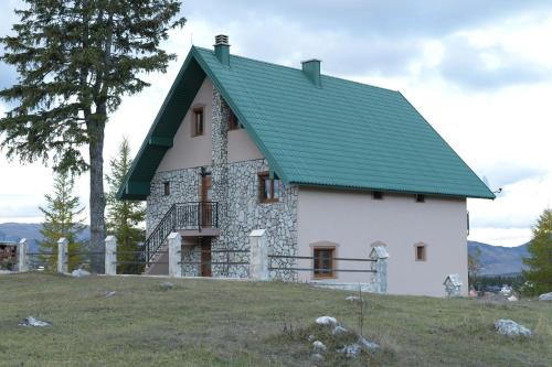 Apartmani pod Durmitorom