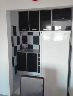 Apartment 72
