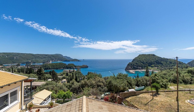 Apartment "Angela Panorama Studio" with Sea View, Shared Pool & Wi-Fi