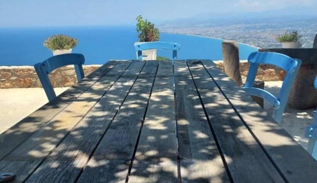Apartment Athena in Rodia