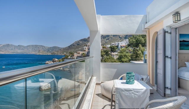 Apartment 'Athena' with Sea View Terrace, Private Terrace, Wi-Fi and Air Conditioning