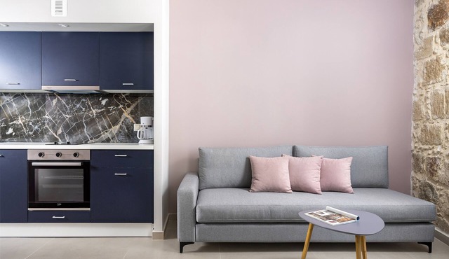 Apartment in a neoclassical building in the heart of town in Χανιά