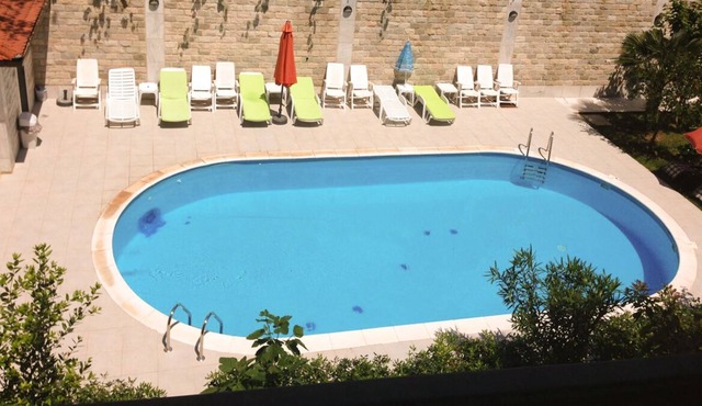 Apartment in a quiet area of ​​Budva