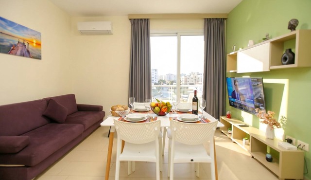 Apartment in Vlora with Swimming Pool, Vlore, Albania