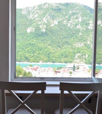 APARTMENT JOVOVIC