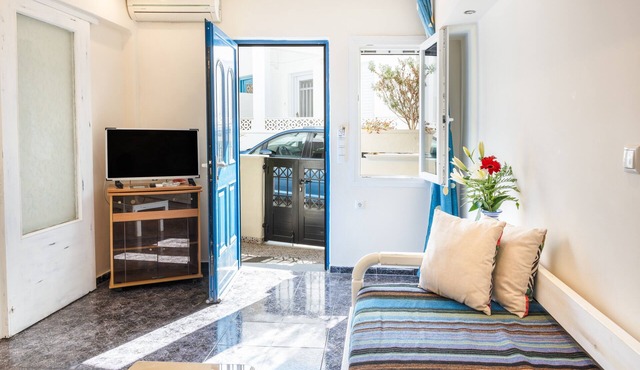 Apartment 'Lethe House' with Balcony, Wi-Fi and Air Conditioning
