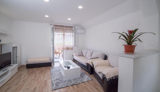 Apartment Milena