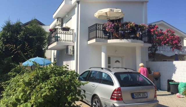 Apartment Nafija 2, 500 Meters from the famouse "Grate Beach"