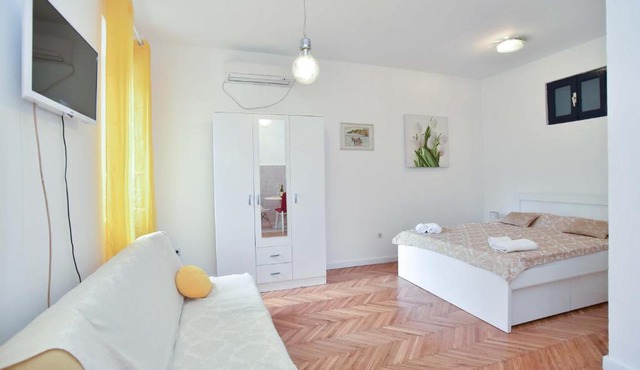 Apartment Stari Grad