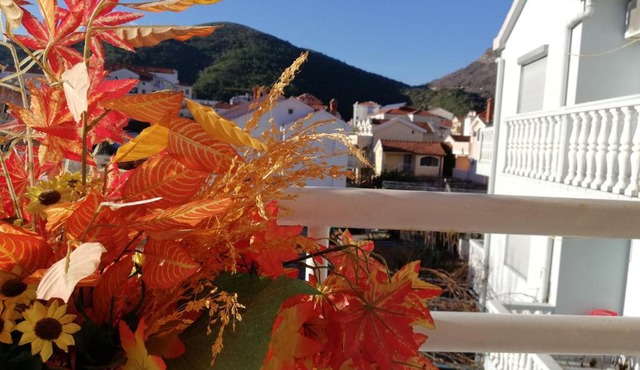 Apartment White Lily of Budva