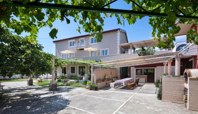 Apartments Al Parma