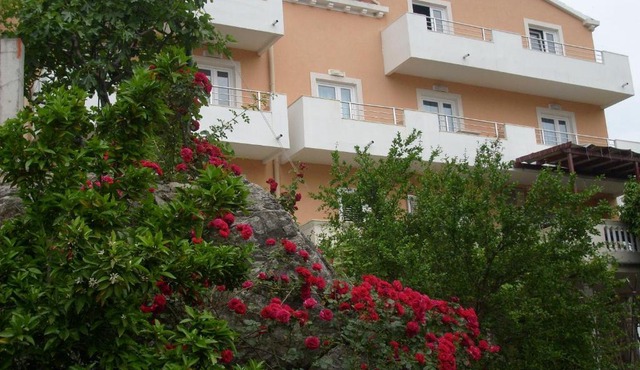 Apartments Bovan