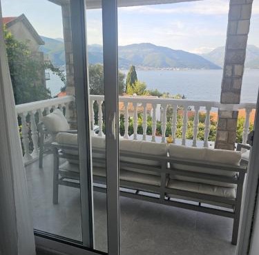 Apartments Bursac in Tivat