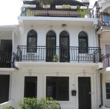 Apartments Colic
