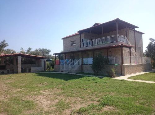 Apartments in a villa by the beautiful sea bay(2)