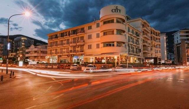 Apartments in center of Budva
