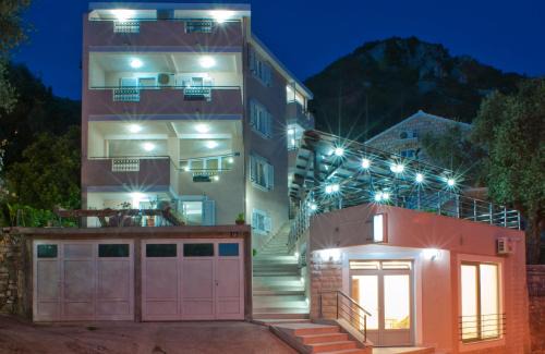 Apartments Marina in Sveti Stefan