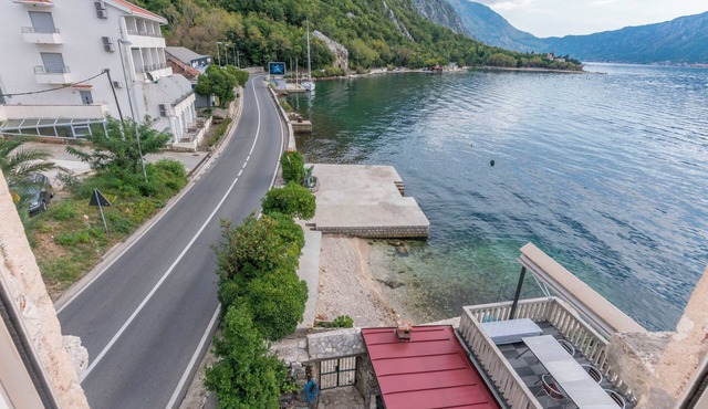 Apartments Mir i dobro (93491-A4) - Kotor