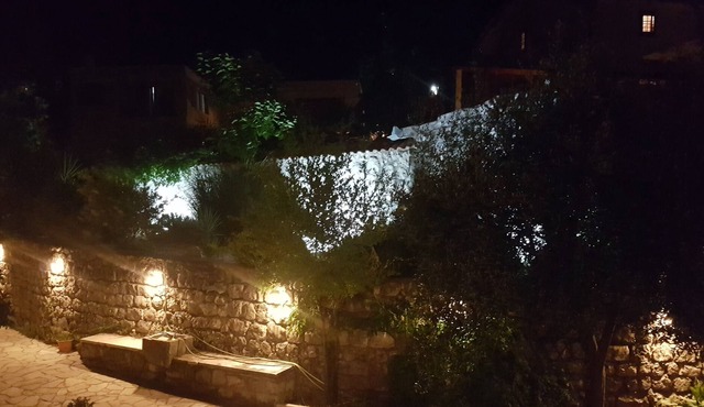 Apartments Montenegro, comfortable, ideal for relaxing, wifi, sea, parking, in Risan