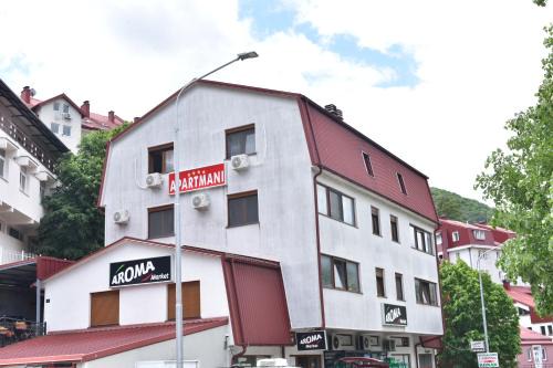 Apartments Ravno