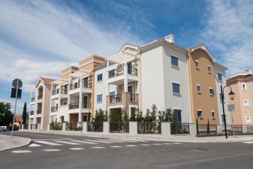 Apartments SLAVA in Radovici