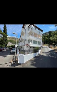 Apartments Sveti Stefan-Marko