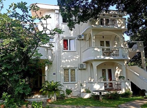 Apartments Villa Mond