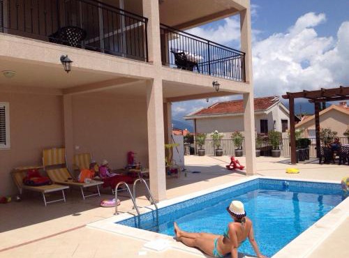 Apartments Villa Viktoria in Tivat