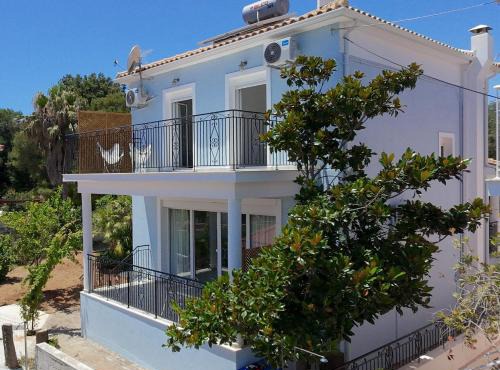 Aquarius Kefalonia