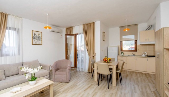 Arvala Apartments - Apartment with sea view