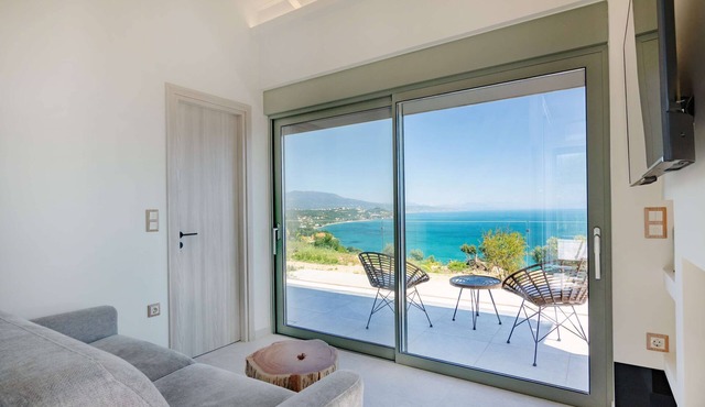 Assini Estate - Panoramic Seaviews by the Pool
