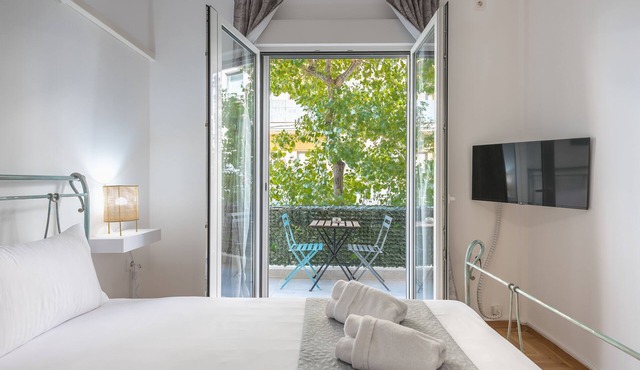 Athens Bright Suite by Cloudkeys in Athens