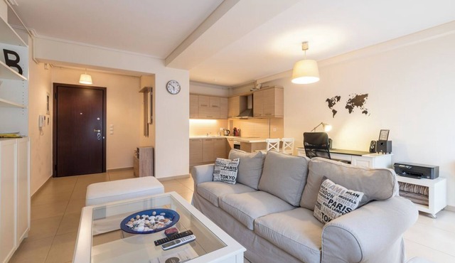 Athens Patissia Lux Apartment Parking 300Mbps Balcony Metro