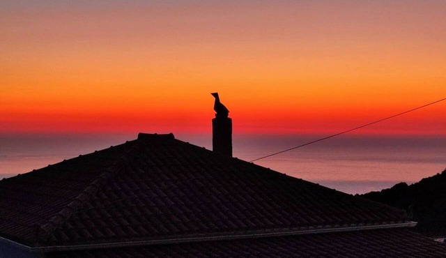 Aura Ionis - Spacious house with amazing views on the island of Kefalonia.