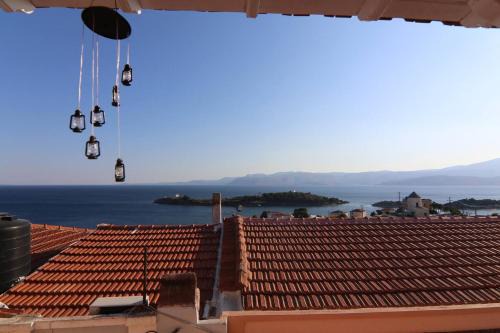 Aura of the Aegean Sea View House in Oinousses