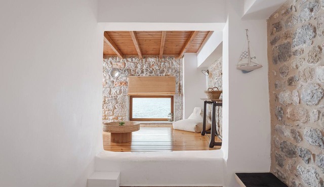 Aura Seafront Villa