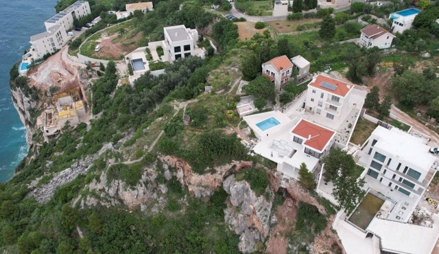 Authentic cliff villa, with pool, private staircase to hidden beach -Budva