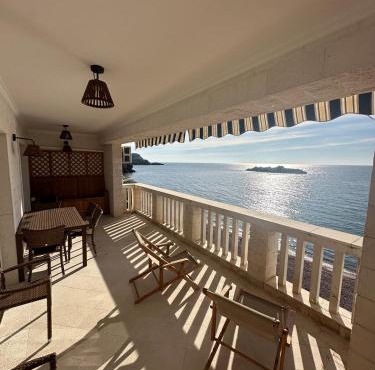 Beachfront Four Bedroom Apartment
