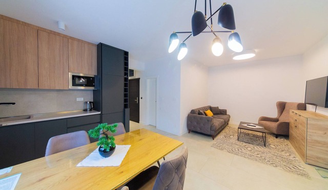 Beautiful 2-bedroom apartment with AC in lovely Sutomore