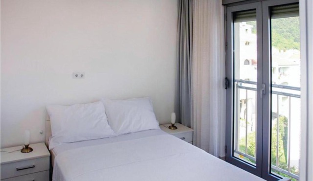 Beautiful apartment in Budva with 2 Bedrooms, WiFi and Outdoor swimming pool
