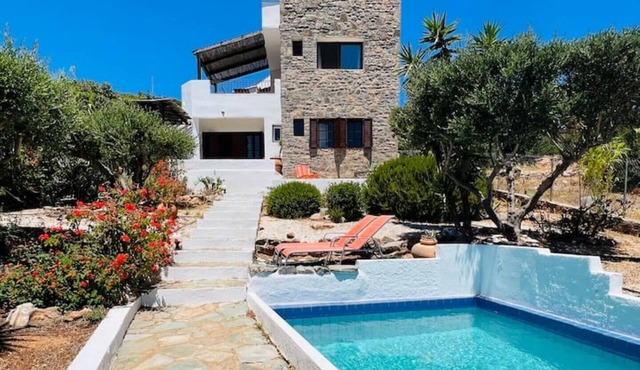 Beautiful Villa Helios with stunning sea view! in Elounda
