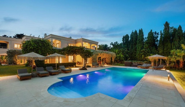 Bello Blu Estate Luxury Mediterranean Villa in Asgourou
