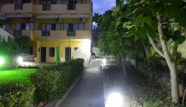 Bellos Apartments