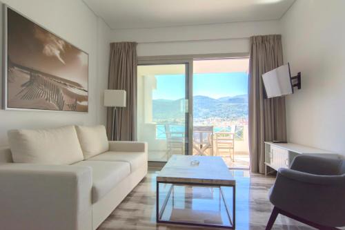 Belvedere Suites Korfos in Korfos