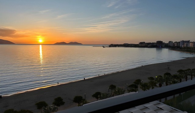 Bes' Sea View Studio