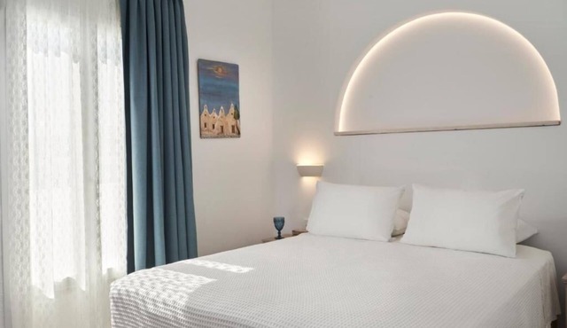 BH098 - C - Room Mykonos