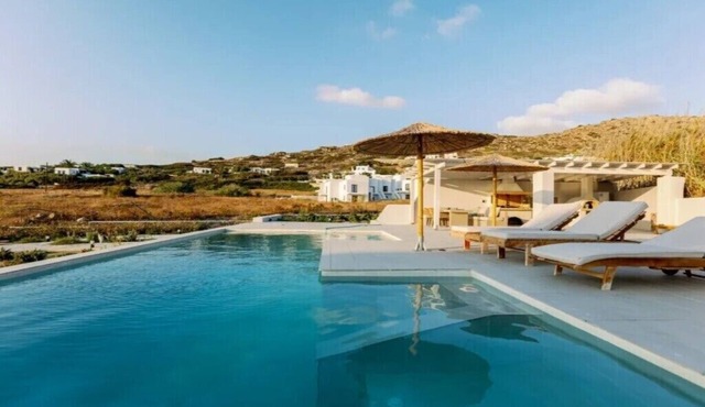 BH368 - C - Villa Naxos
