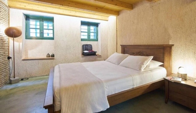 BH400 - B - Apartment Athens